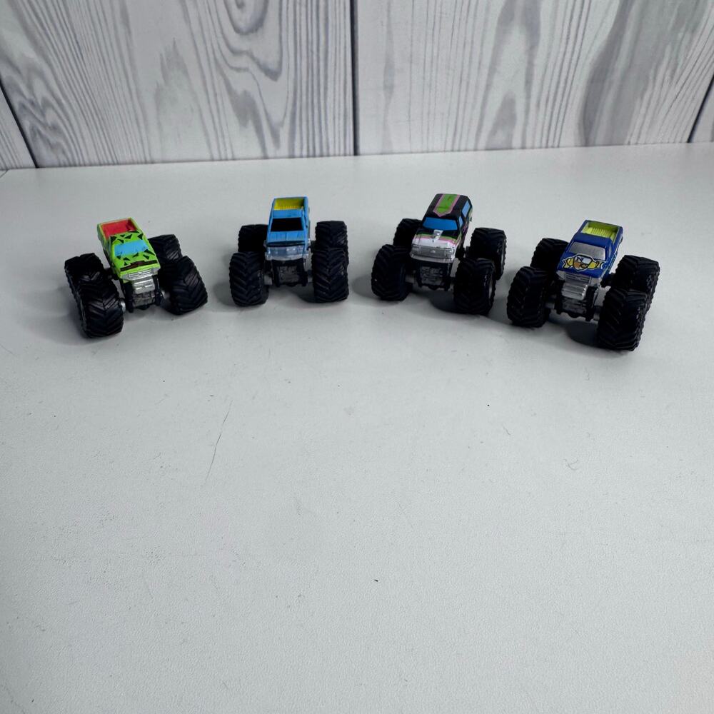 Monster Jam Mighty Minis Lot 4 MINI Monster Truck Toy Vehicles Squasher Cruzer